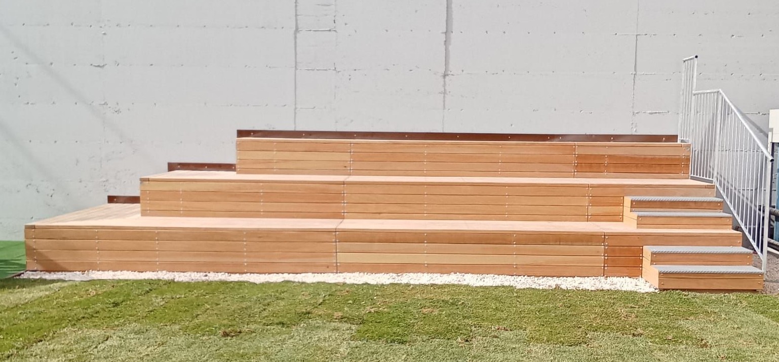 TRIBUNA OKUME'- TRB01